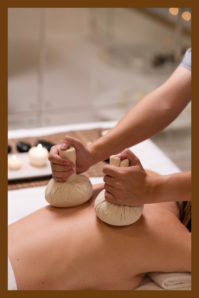 Kruidenstempel Massage in Spijkenisse bij Zentara